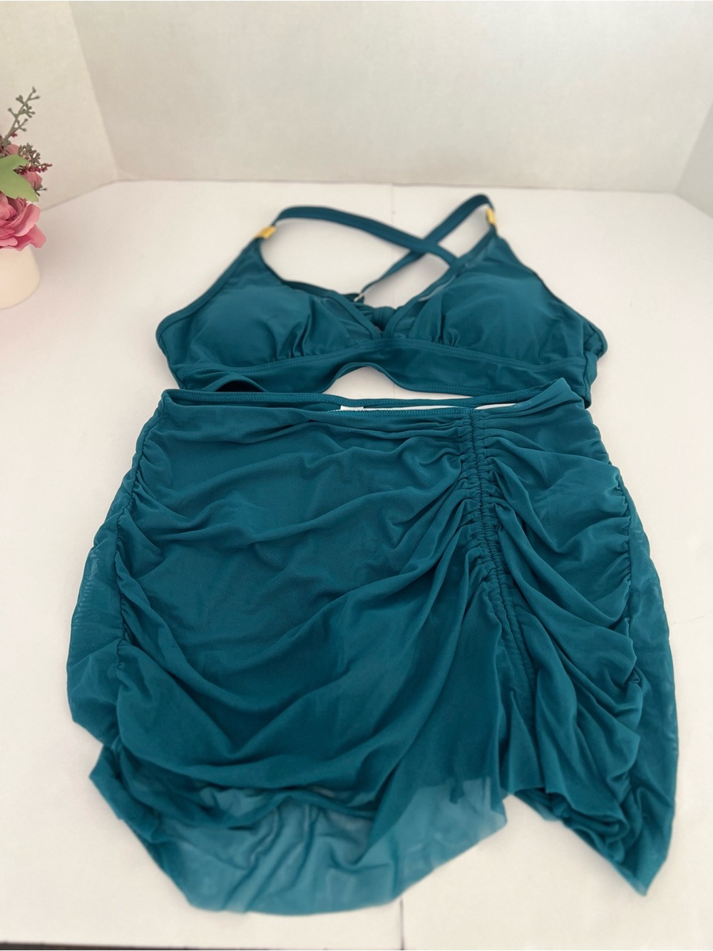 Teal Ruched Two-Piece Swim Set with Crossback Straps - Sz Large